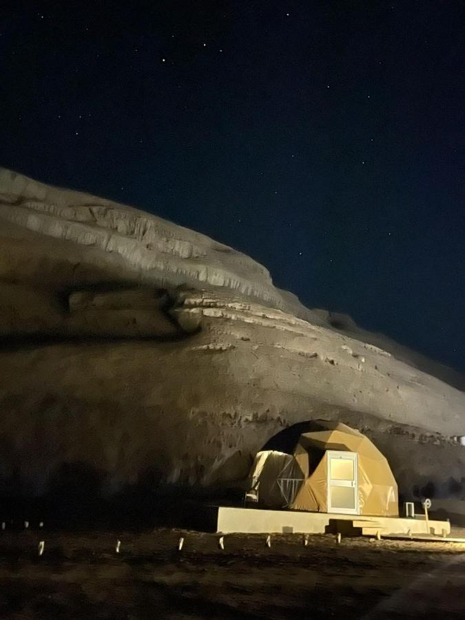 Hotel Sara Luxury Camp Wadi Rum Zewnętrze zdjęcie